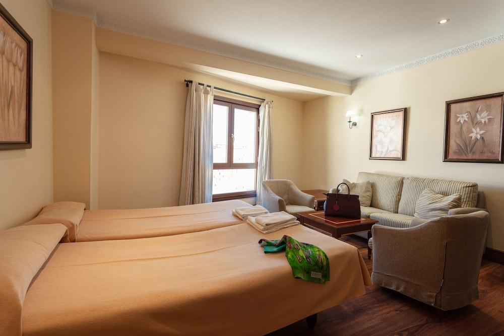 Hotel Abades Guadix Exterior photo